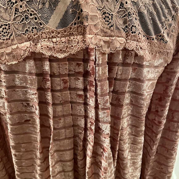 Classy Pink Velvet and Lace Tuxedo Top - Picture 9 of 16